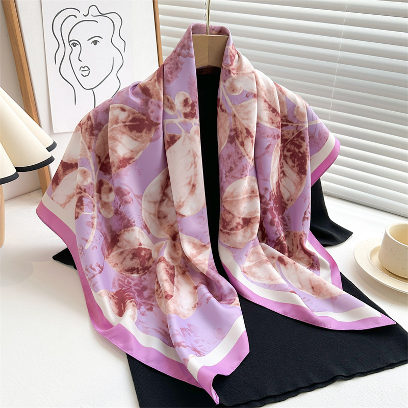 Sciarpa quadrata grande stampa - Scarf Silk Square recensione e prezzo